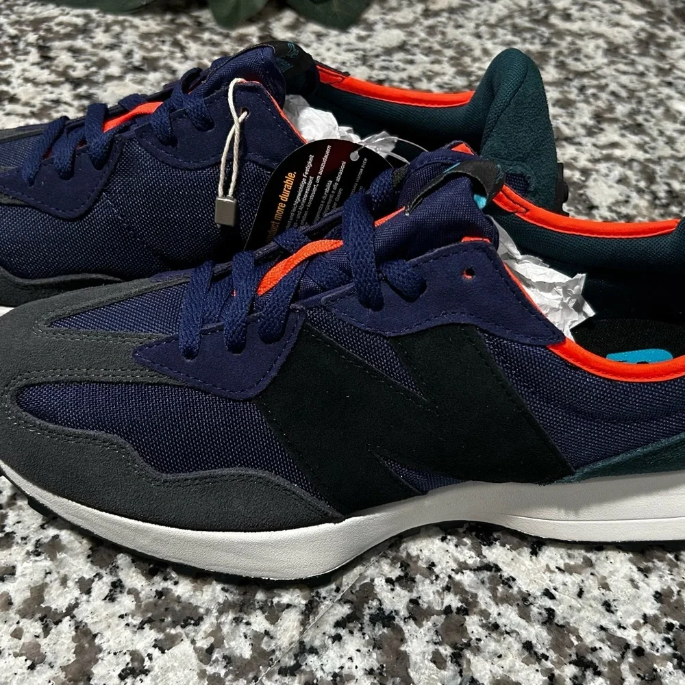 NWT New Balance 327’ Lagoon Storm Blue Shoes Sz 11. - Picture 16 of 16